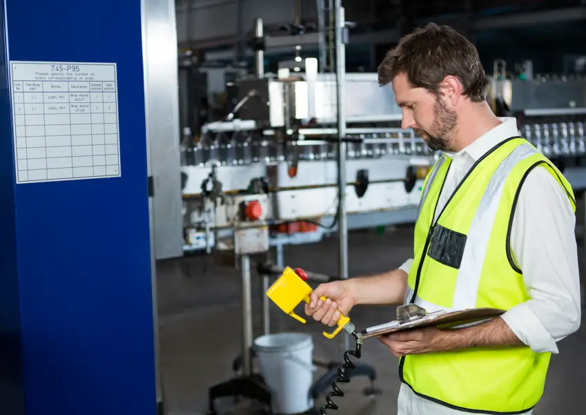 Como é realizada a análise de conformidade